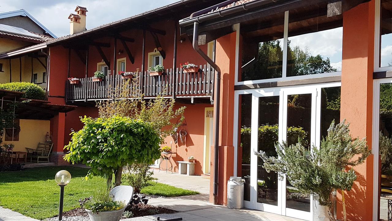 Borgo Ticino B&B La Cascina Di Monia E Mario المظهر الخارجي الصورة